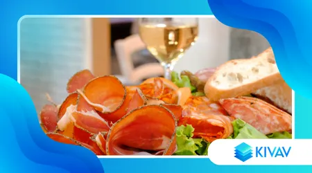 Antipasti italiani destrutturati tra tradizione e cucina moderna